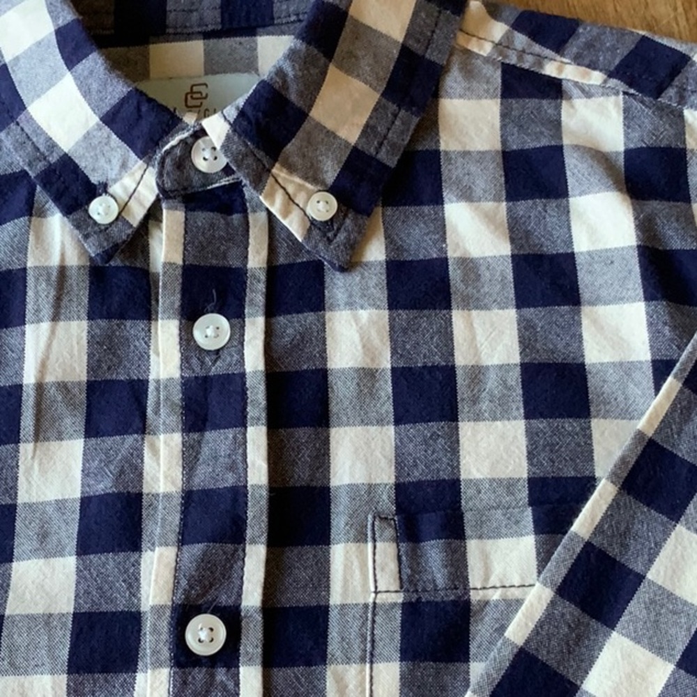 Dillard’s Class Club Button Down Shirt